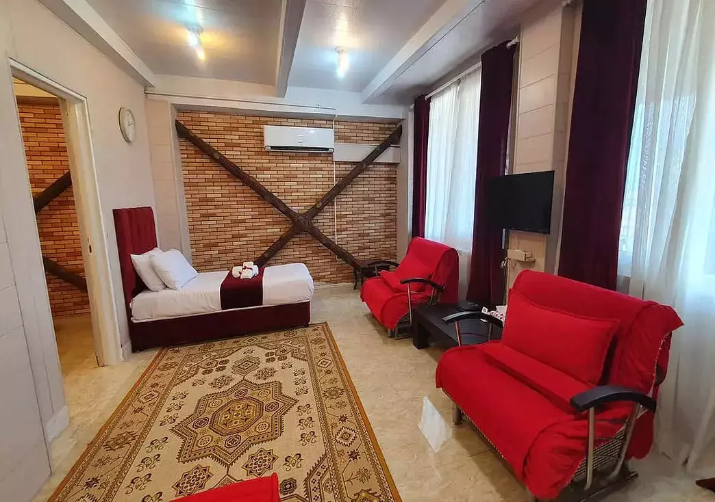 Alibaba https://cdn.alibaba.ir/ostorage/hotel-accommodation-images/68595609ac13a7ed0d84e020_ویلای ساحلی فلت دریا 3 نفره.webp